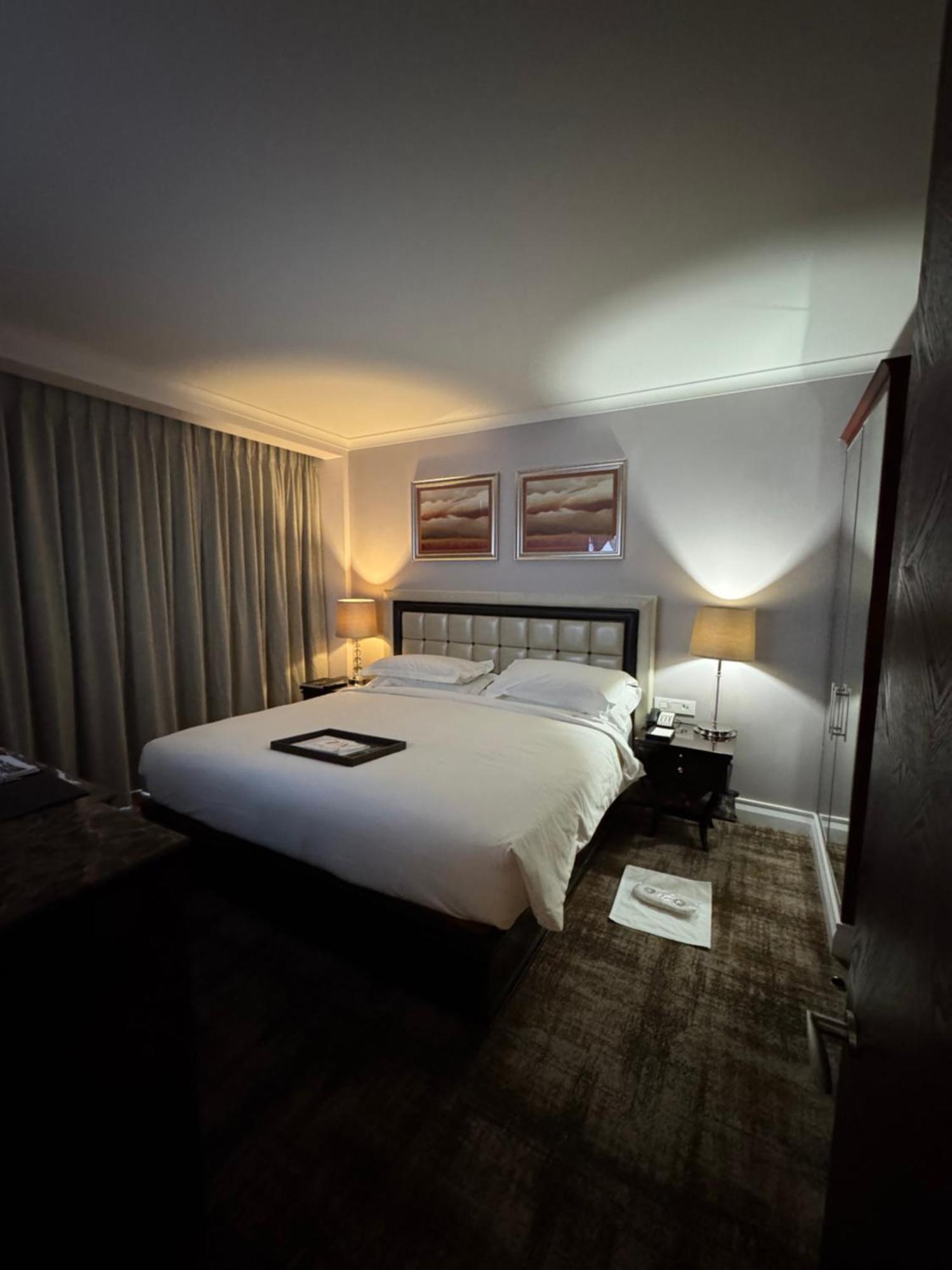 Luxury Residence At Taj Cape Town - Top Corner Apartment With Balcony - Newly Renovated 외부 사진