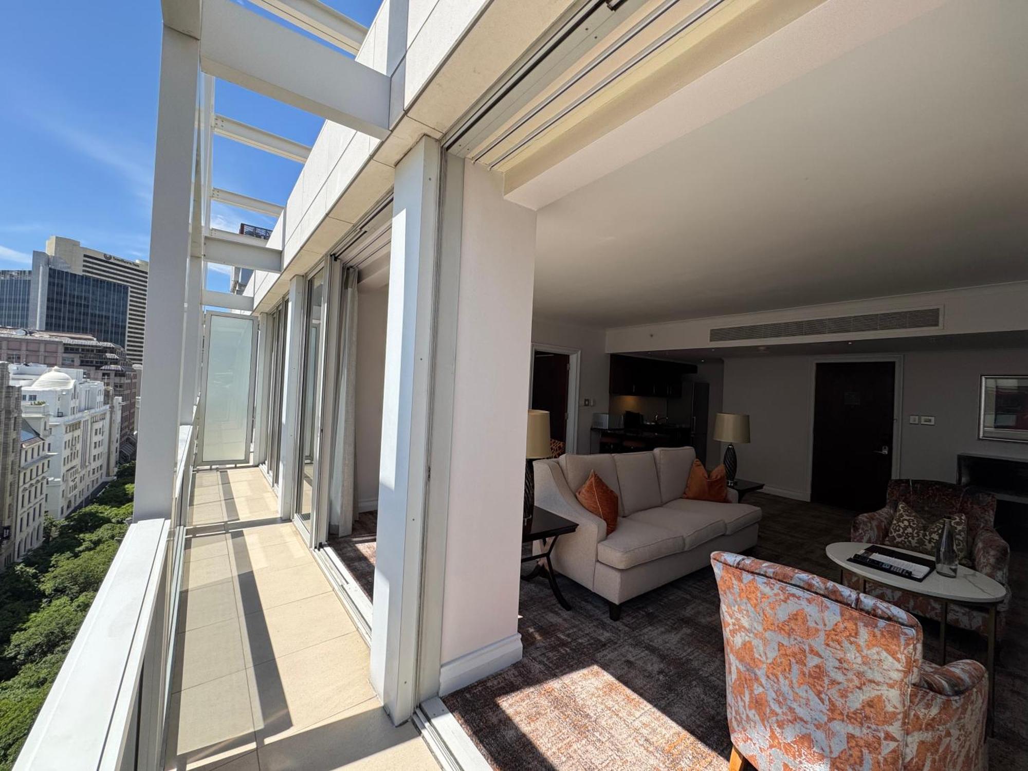 Luxury Residence At Taj Cape Town - Top Corner Apartment With Balcony - Newly Renovated 외부 사진