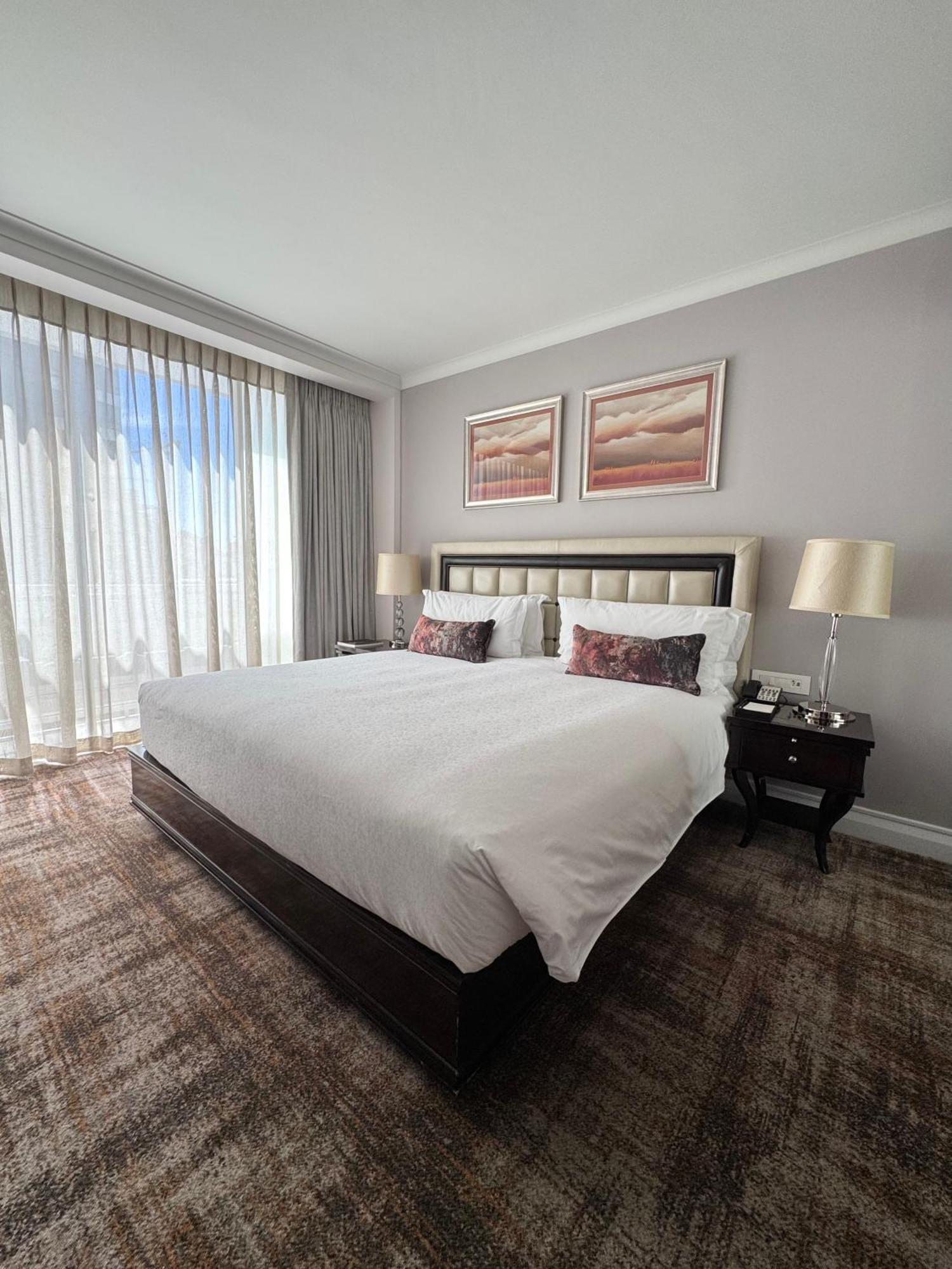 Luxury Residence At Taj Cape Town - Top Corner Apartment With Balcony - Newly Renovated 외부 사진