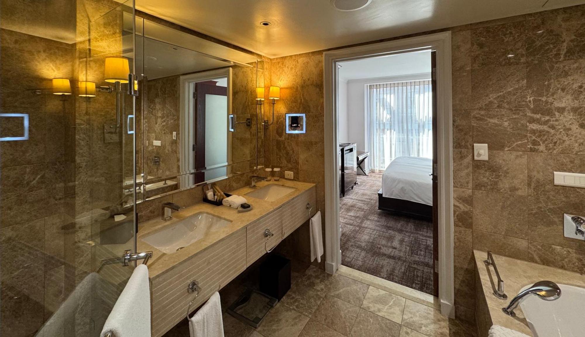 Luxury Residence At Taj Cape Town - Top Corner Apartment With Balcony - Newly Renovated 외부 사진